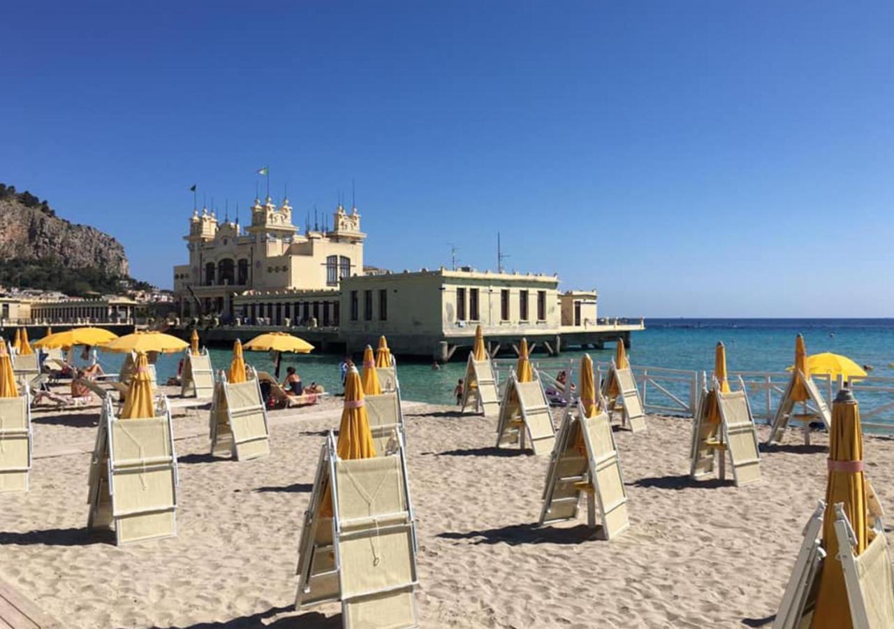 Awa Mondello Hotel Bagian luar foto